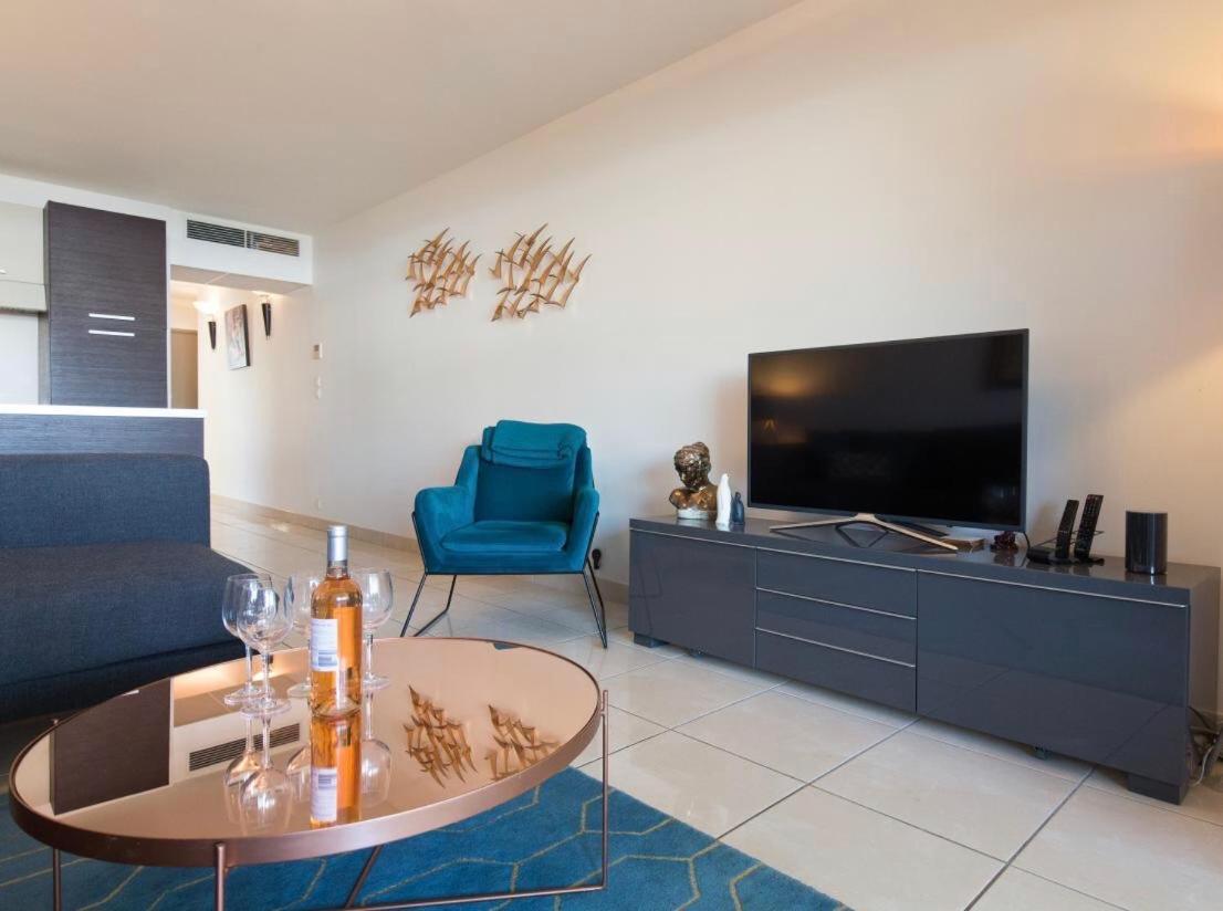 Luxury 3 Piece Garden Apartment In Cannes Marina Mandelieu Exteriér fotografie