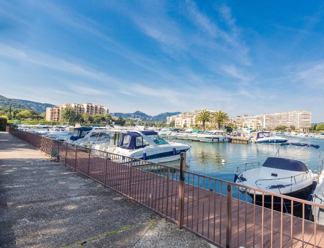 Luxury 3 Piece Garden Apartment In Cannes Marina Mandelieu Exteriér fotografie