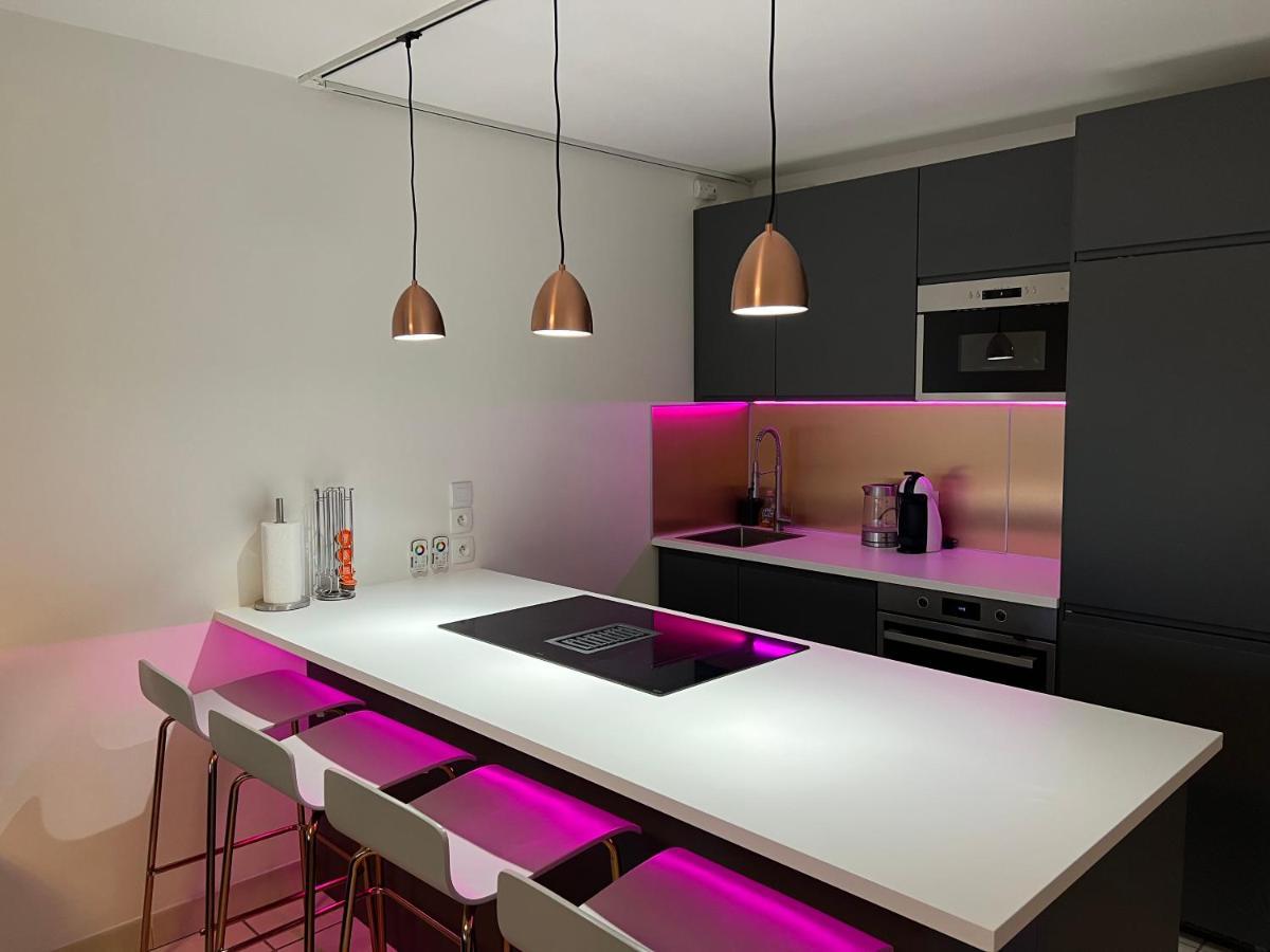 Luxury 3 Piece Garden Apartment In Cannes Marina Mandelieu Exteriér fotografie