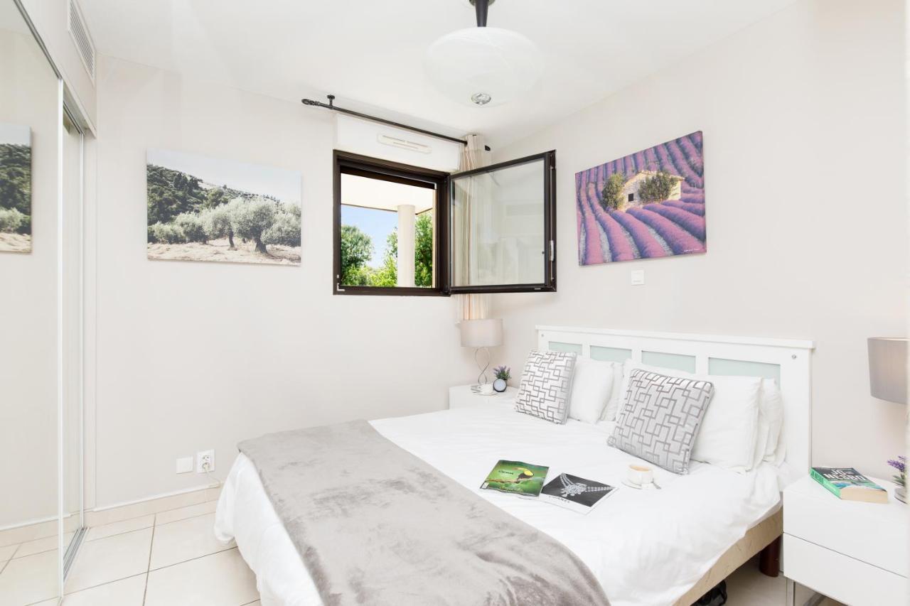 Luxury 3 Piece Garden Apartment In Cannes Marina Mandelieu Exteriér fotografie